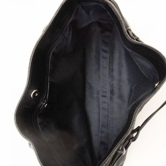 💕 EUC Gucci shoulder bag 💯 authentic - Picture 6 of 6